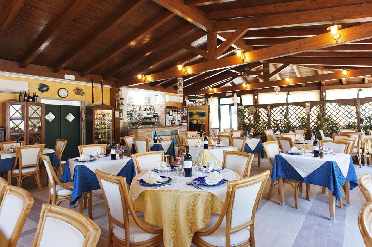 Hotel La Tramontana San Domino Eksteriør billede
