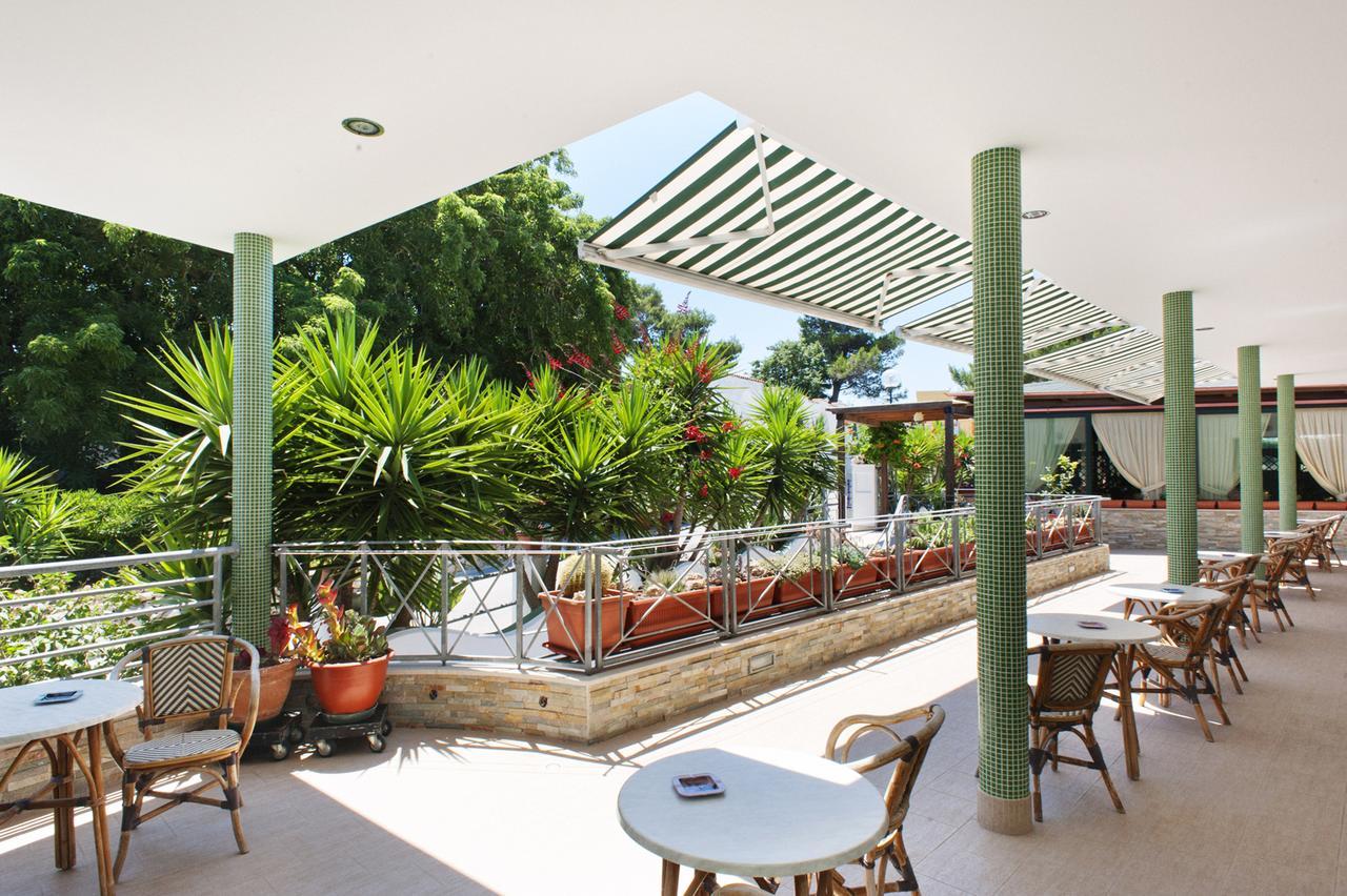 Hotel La Tramontana San Domino Eksteriør billede