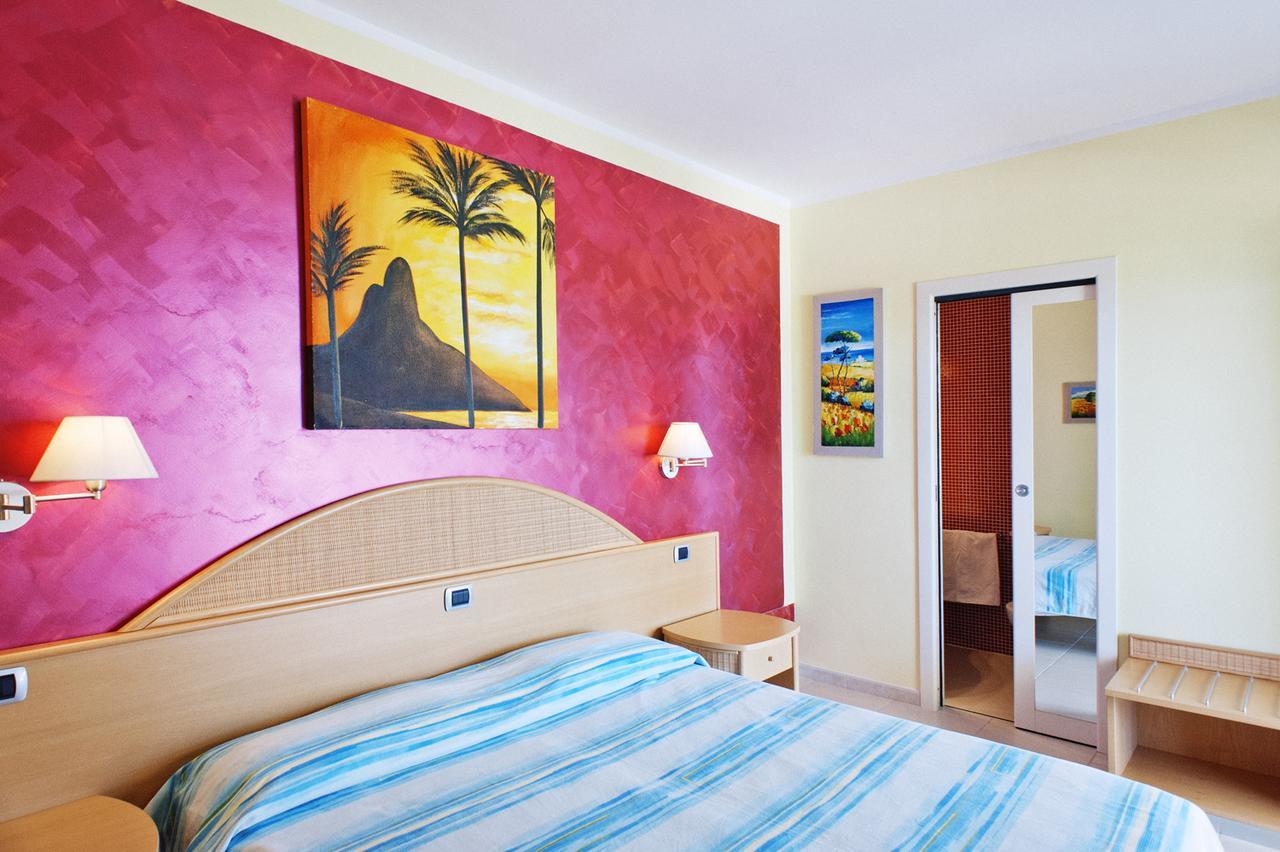 Hotel La Tramontana San Domino Eksteriør billede